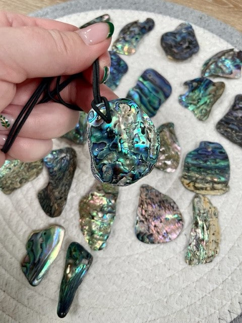 abalone shell pendants manifesting crystal 4