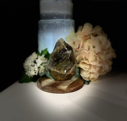 black moonstone flame healing crystal 1
