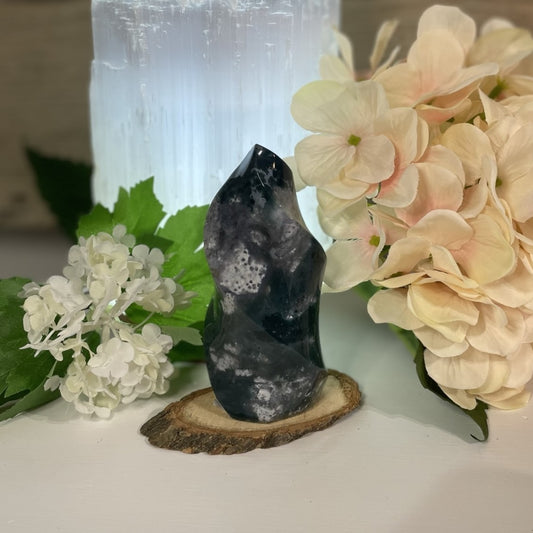 moss agate flame healing crystal 1