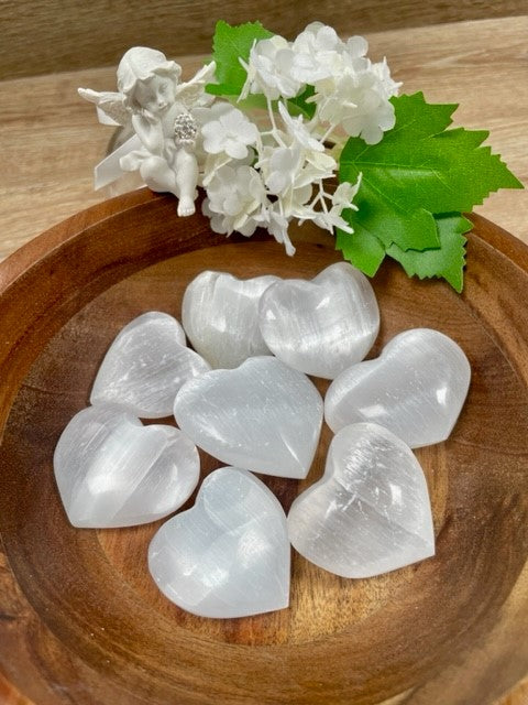 selenite hearts small 1